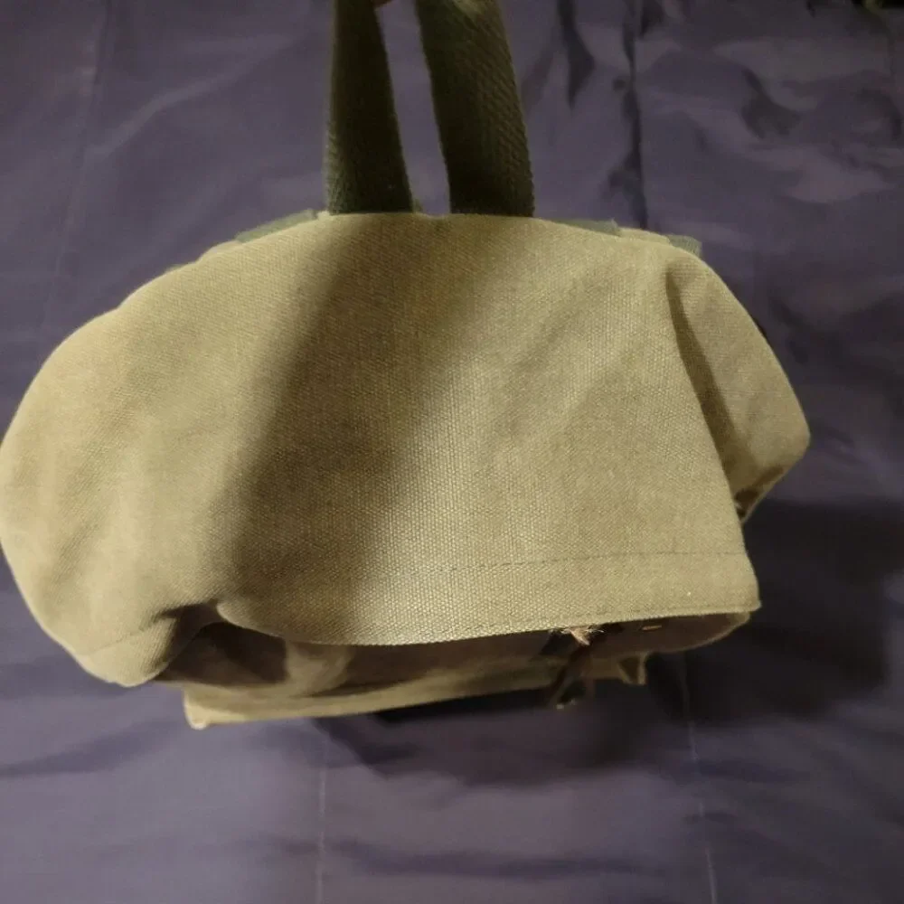 GRAY BOOKBAG